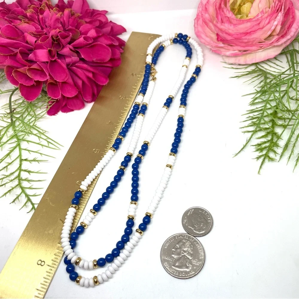 VINTAGE⚜️MONET RETRO Blue & White Acrylic Beaded Necklace